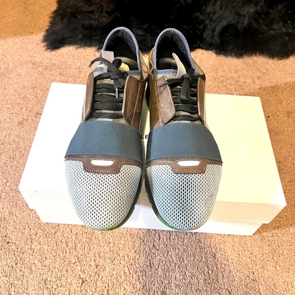 Balenciaga Runners - Picture 2 of 6